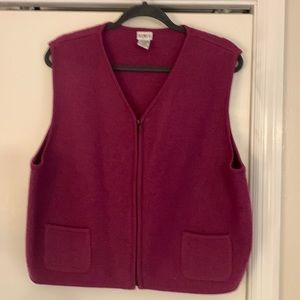 Waist length, XL, light purple, 100% wool sweater vest with zipper and pockets.
